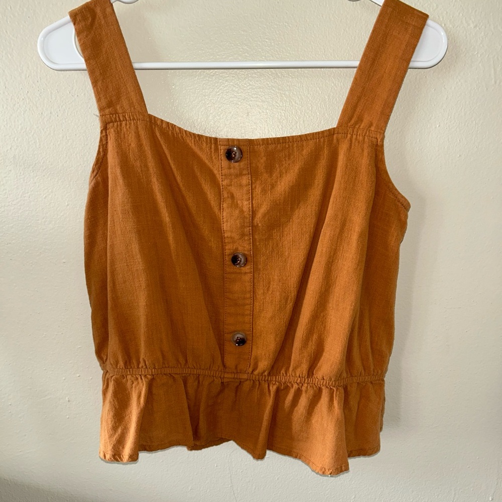 Peplum Button-Front Tank Top in Rust Orange